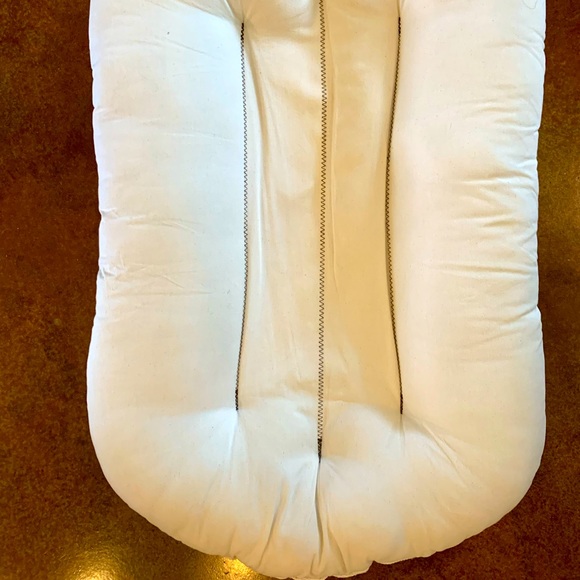 Snuggle Me Organic co sleeper pillow - Picture 2 of 5